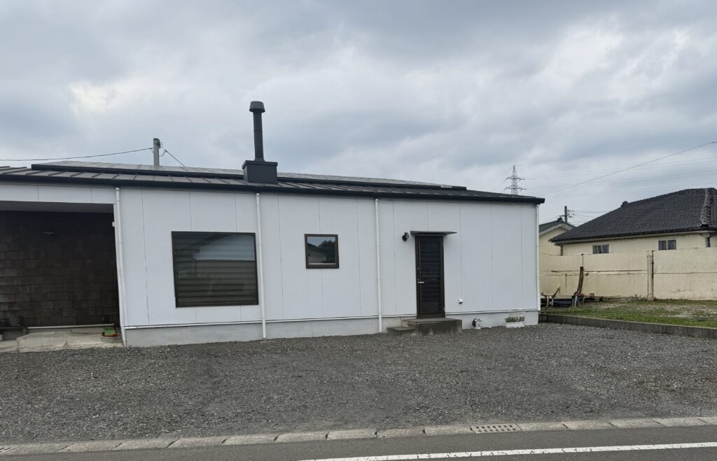 都城市でのカーポート工事施工前の様子